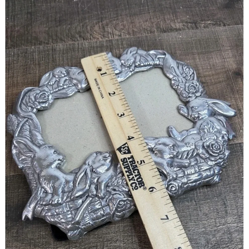 Vtg 1995 Arthur Court Bunny Basket Rabbit Aluminum Baby Picture Frame 4x6 Silver